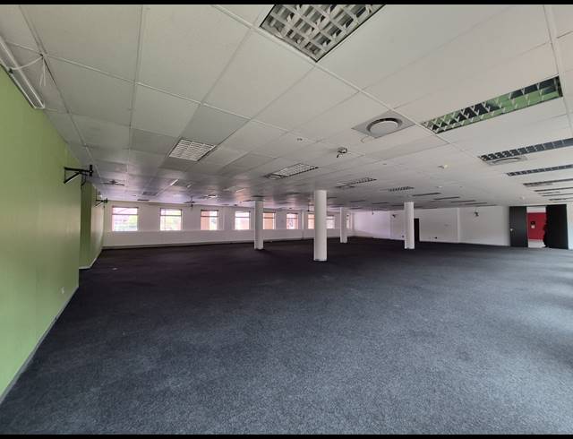 849M² OFFICE TO LET IN SUNNINGHILL